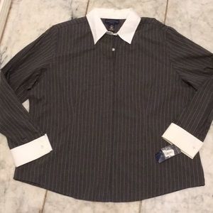 NWT Women’s 100% Cotton hidden button top size 18W